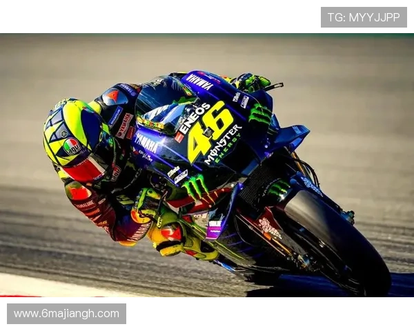 回顾罗西的经典比赛：传奇赛车手的辉煌瞬间